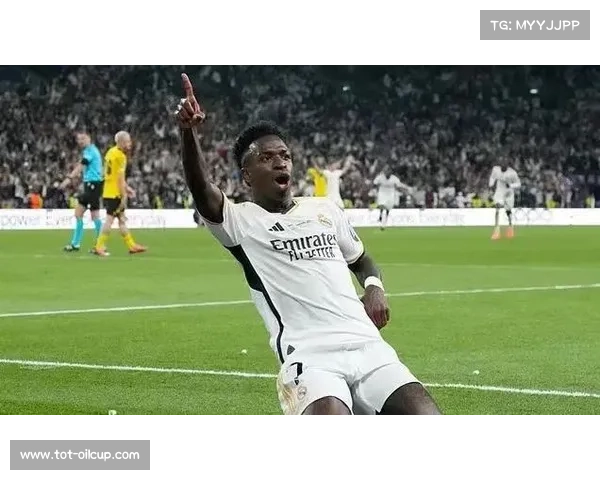 维尼修斯成争夺焦点,巴黎曼城等五大豪门争抢皇马核心球员