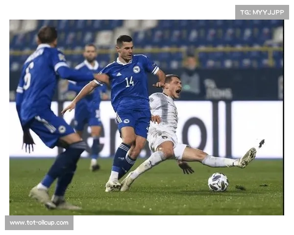 法国4-0大胜乌克兰晋级世界杯，奥利塞破门于帕打满全场